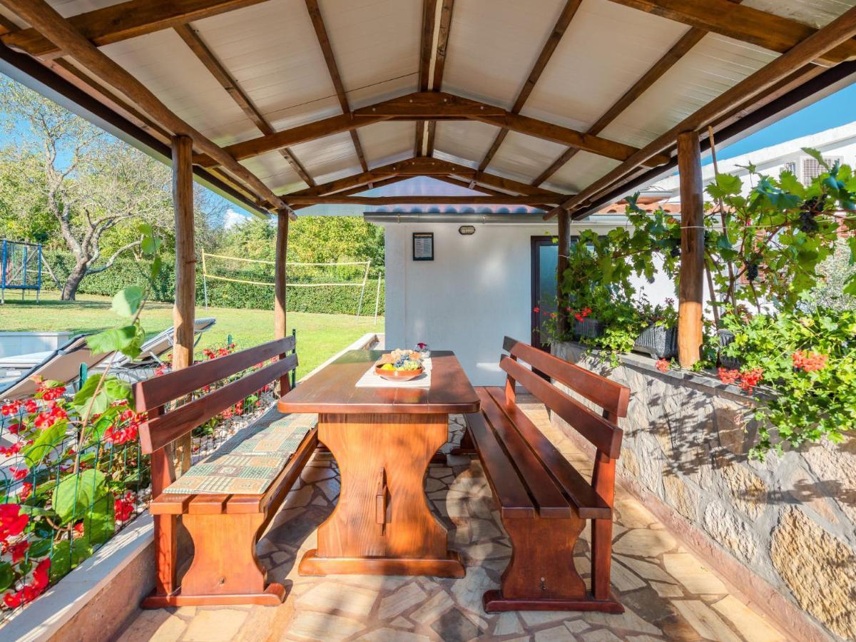 Holiday Home Hacienda - Pzn316 By Interhome Tinjan ภายนอก รูปภาพ